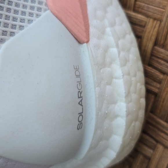 NWOT Adidas Boost Solar Guide - Picture 4 of 9